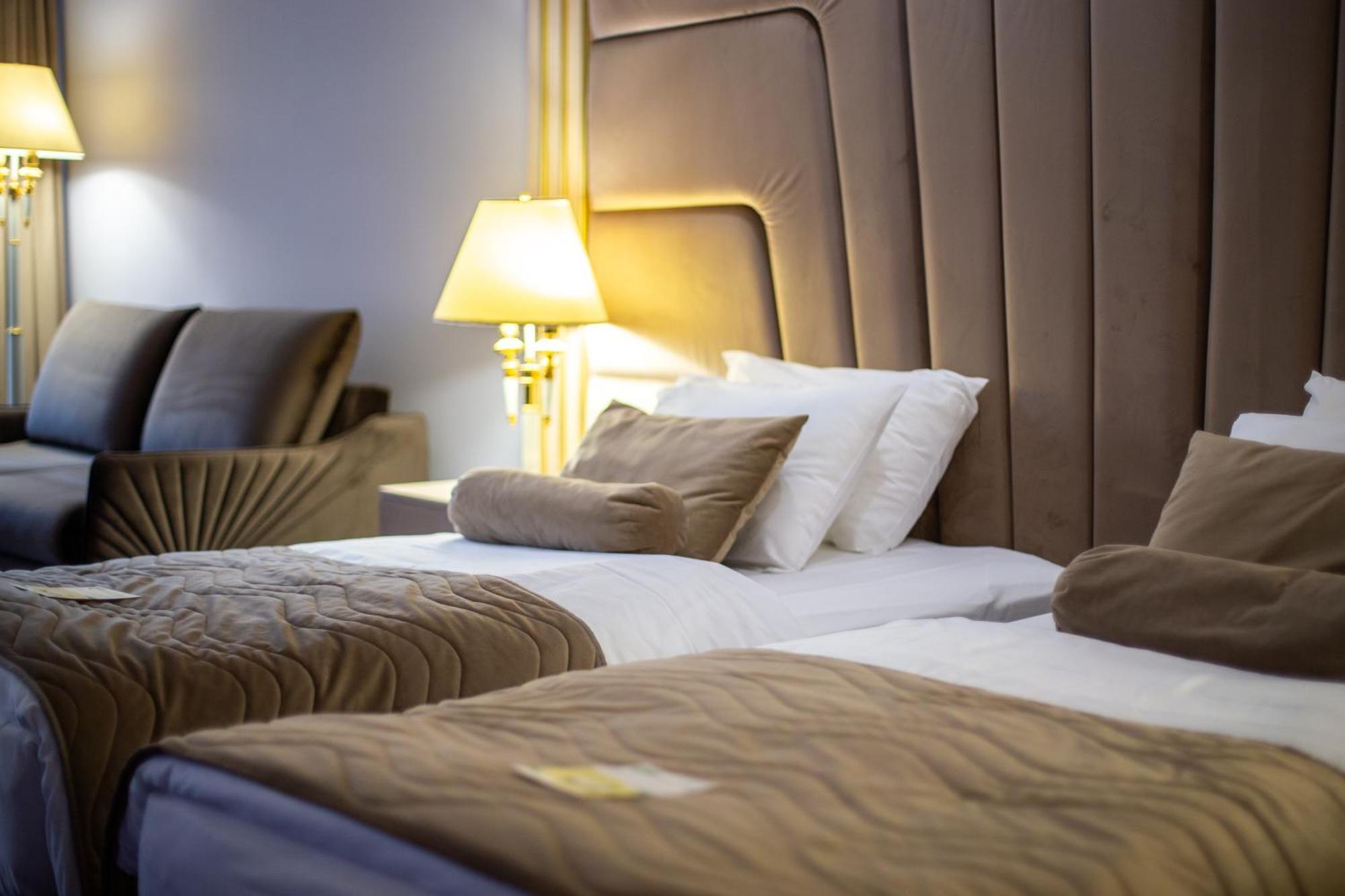 A Hoteli - Hotel Park Vrnjačka Banja Exteriér fotografie A bed
